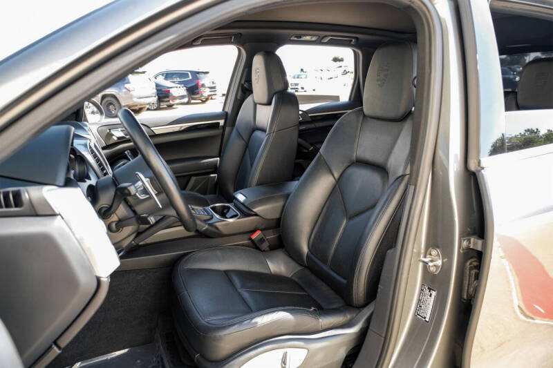 2014 Porsche Cayenne