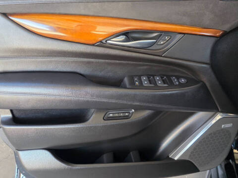 2015 Cadillac Escalade Premium