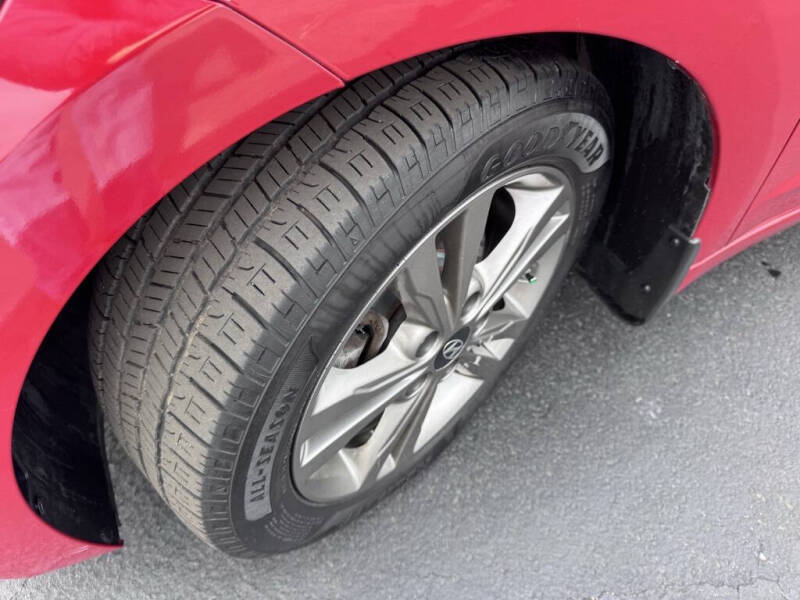 2018 Hyundai Elantra