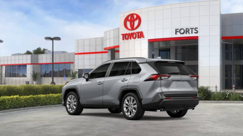 2025 Toyota RAV4 XLE Premium