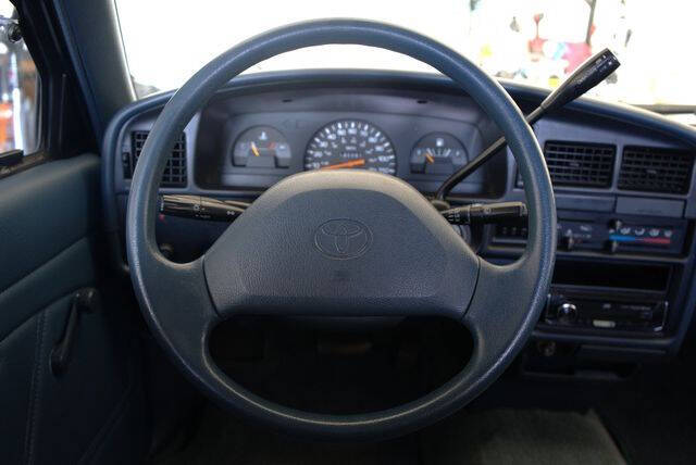 1994 Toyota Pickup DX V6