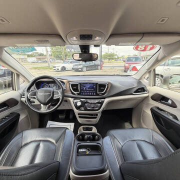 2018 Chrysler Pacifica Touring L