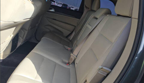 2019 Jeep Grand Cherokee Laredo E
