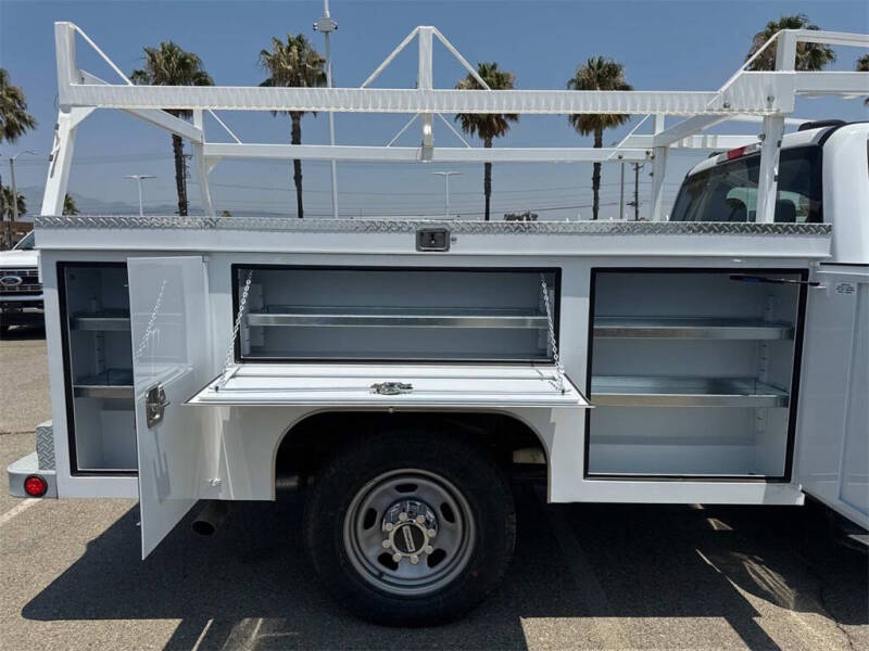 2025 Ford F-350 Super Duty XL