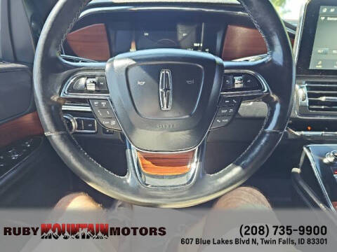 2021 Lincoln Navigator L Standard