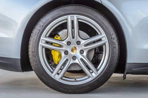 2018 Porsche Panamera