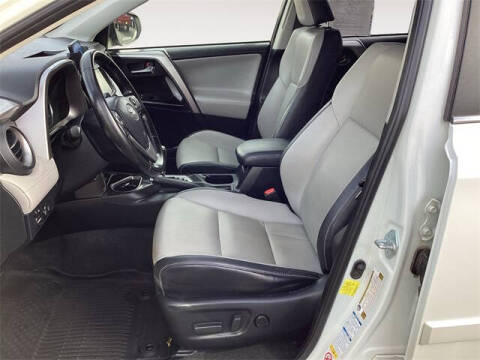 2017 Toyota RAV4 Hybrid Limited