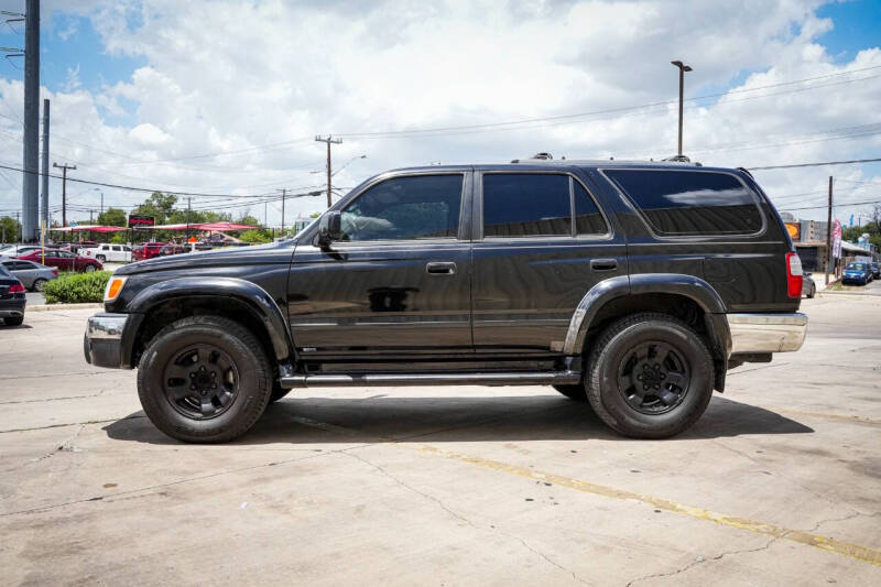 2000 Toyota 4Runner SR5