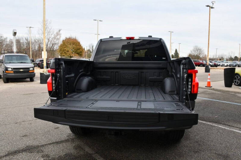 2025 Ford F-150 Lightning XLT