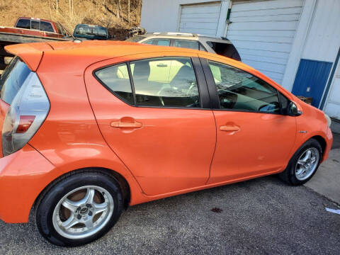 2012 Toyota Prius c Three