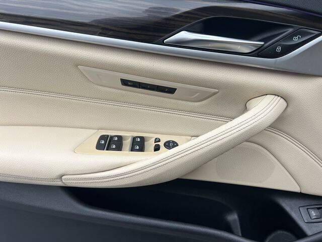 2020 BMW 5 Series 530i