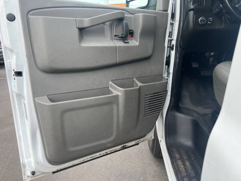 2019 Chevrolet Express 2500