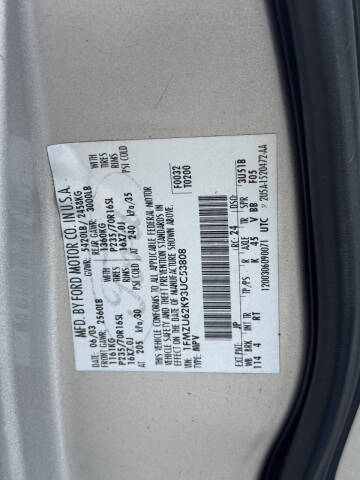 2003 Ford Explorer XLS