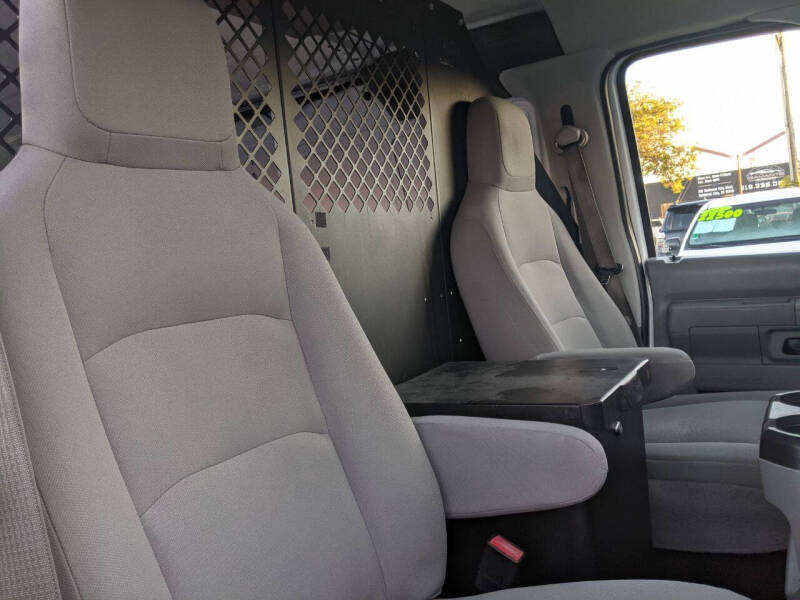 2013 Ford E-Series E-150