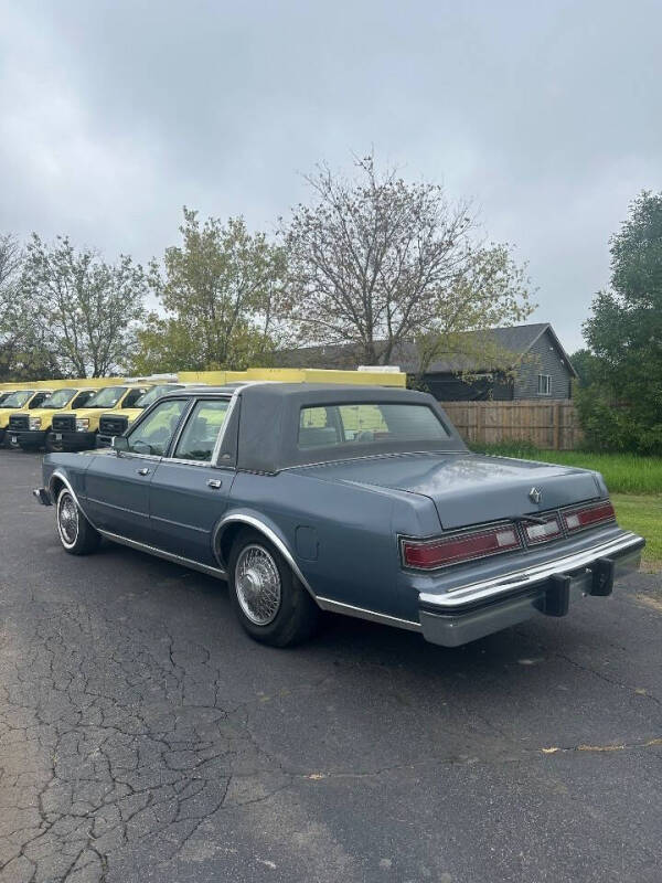 1987 Chrysler Fifth Avenue