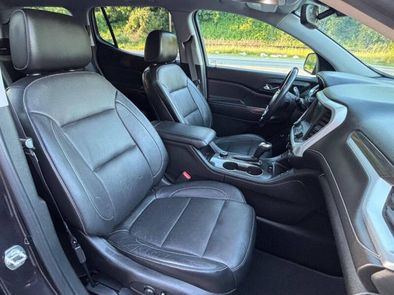 2017 GMC Acadia SLT-1