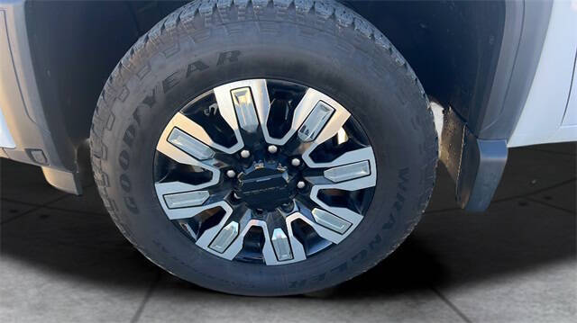 2025 GMC Sierra 2500HD