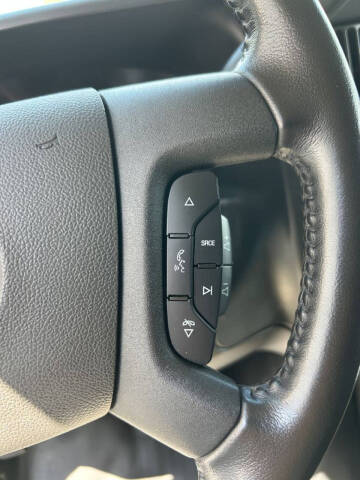 2021 Chevrolet Express 2500