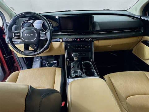 2022 Kia Carnival EX