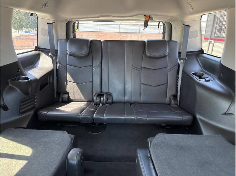 2018 Cadillac Escalade Premium Luxury