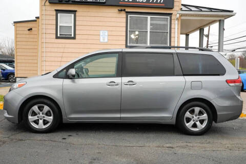 2014 Toyota Sienna