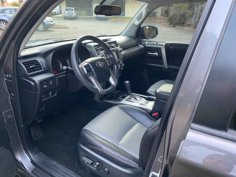 2017 Toyota 4Runner SR5