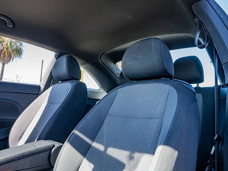 2017 Volkswagen Beetle