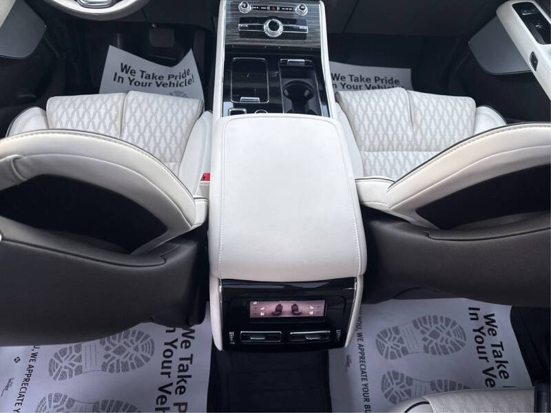 2024 Lincoln Aviator Black Label