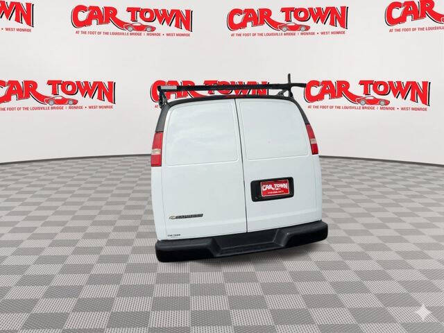 2019 Chevrolet Express 2500