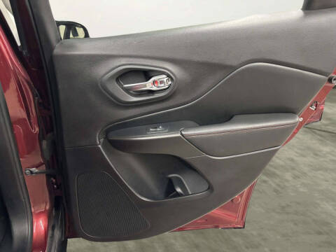 2020 Jeep Cherokee Trailhawk