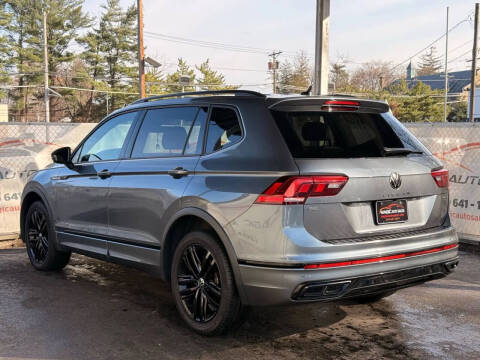 2022 Volkswagen Tiguan SE R-Line Black 4Motion