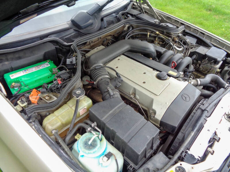 1995 Mercedes-Benz E-Class E 320