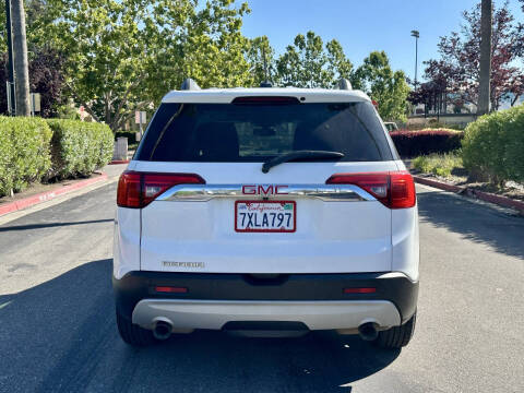 2017 GMC Acadia SLT-1