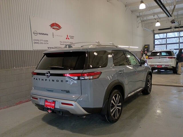 2025 Nissan Pathfinder Platinum