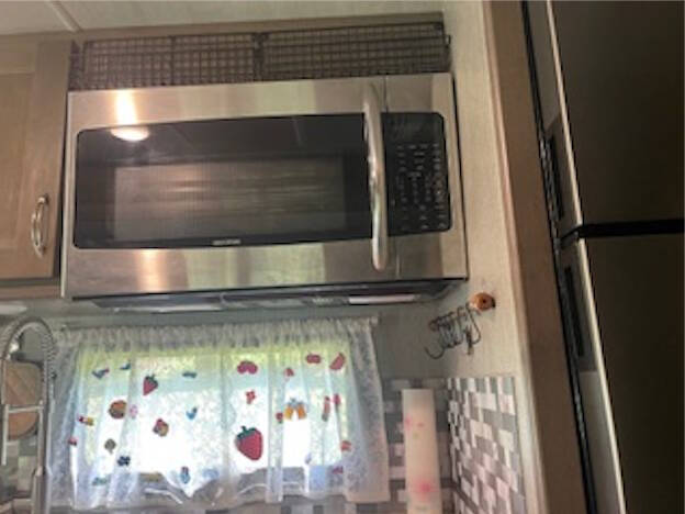 2023 NeXus RV Viper 25