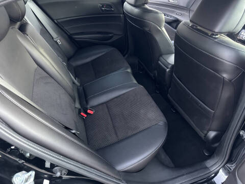 2018 Acura ILX w/Tech w/A-SPEC