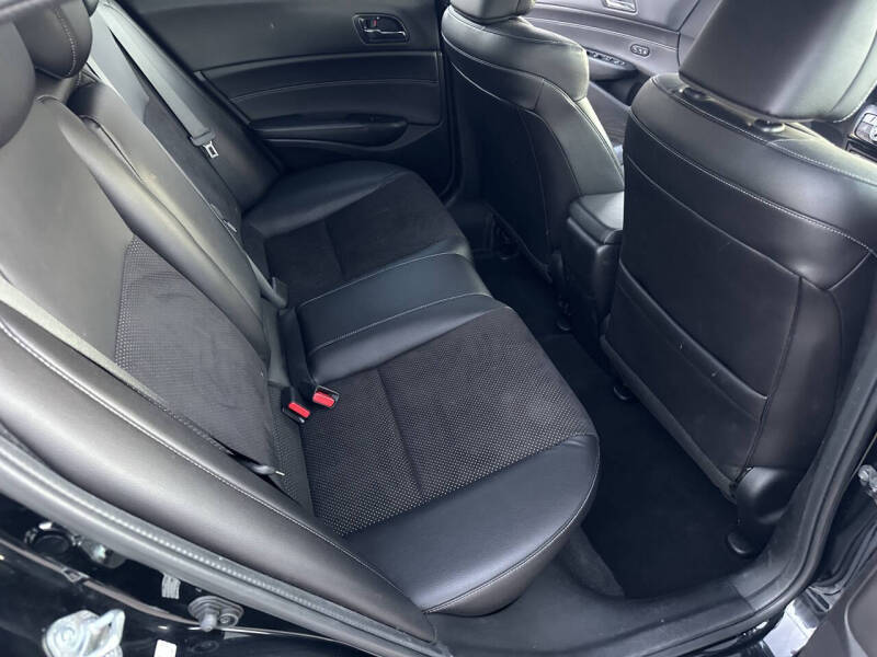 2018 Acura ILX w/Tech w/A-SPEC