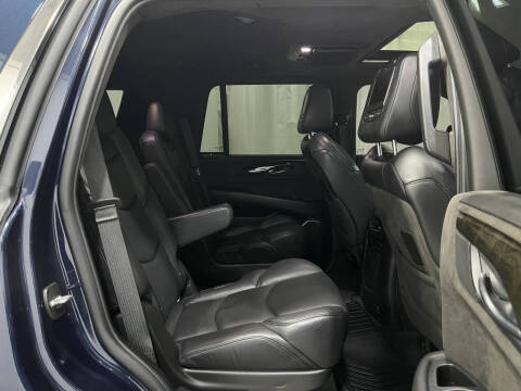 2018 Cadillac Escalade Platinum