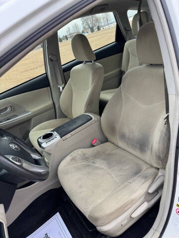 2013 Toyota Prius v Two