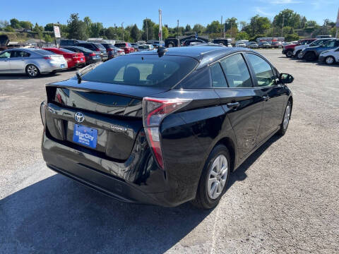 2016 Toyota Prius Two