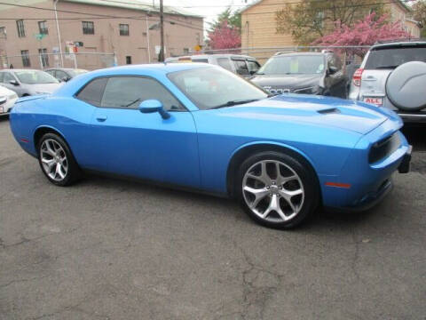 2015 Dodge Challenger SXT Plus