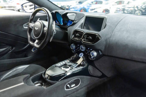 2020 Aston Martin Vantage