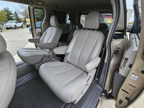 2011 Toyota Sienna XLE 8-Passenger