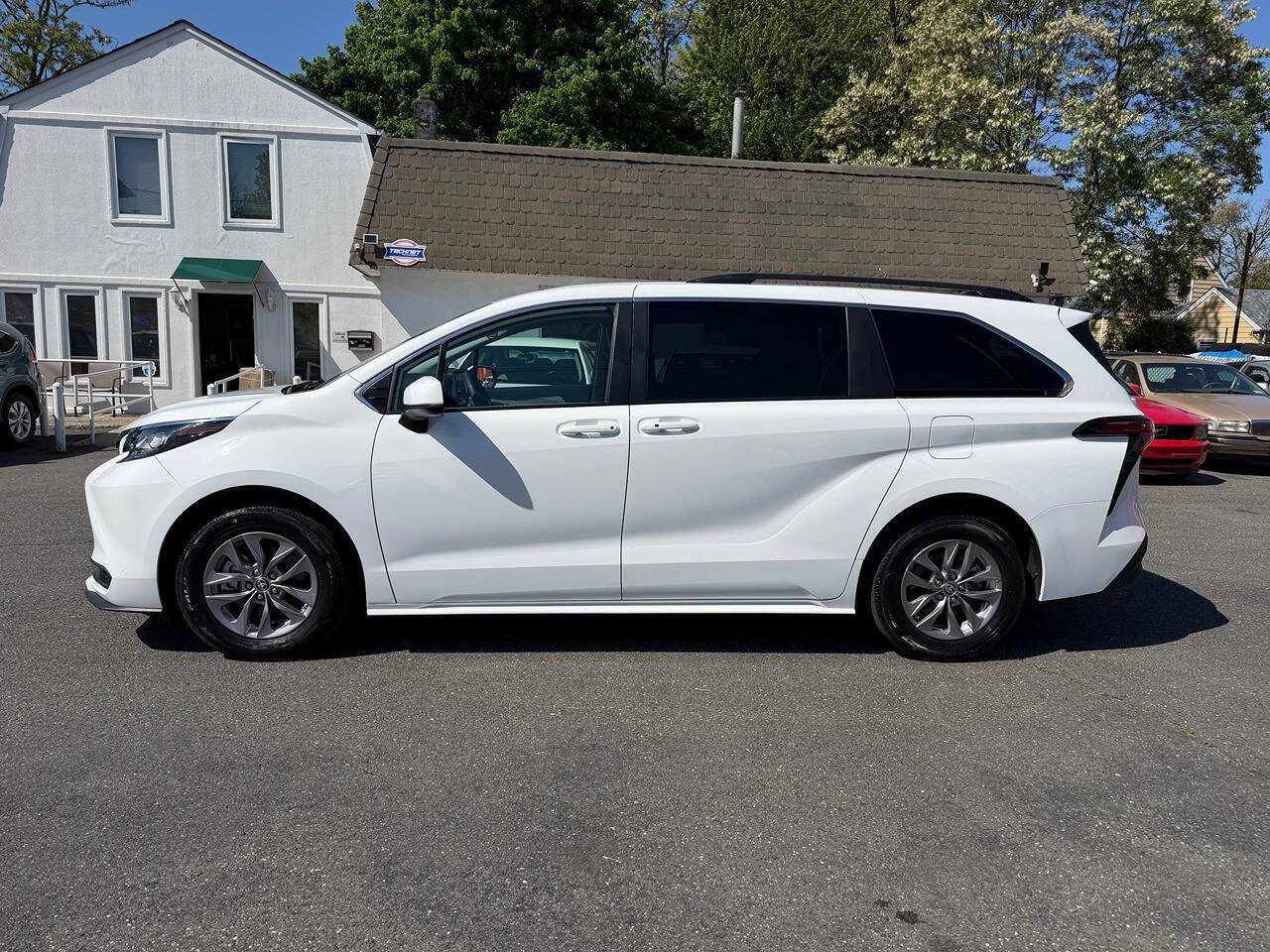 2022 Toyota Sienna 24