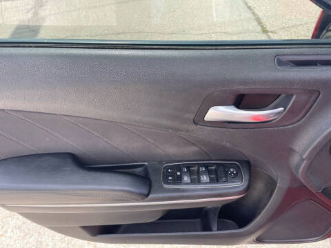 2019 Dodge Charger SXT