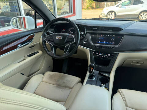 2017 Cadillac XT5 Premium Luxury