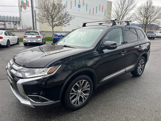 2018 Mitsubishi Outlander for sale at Karmart in Burlington WA