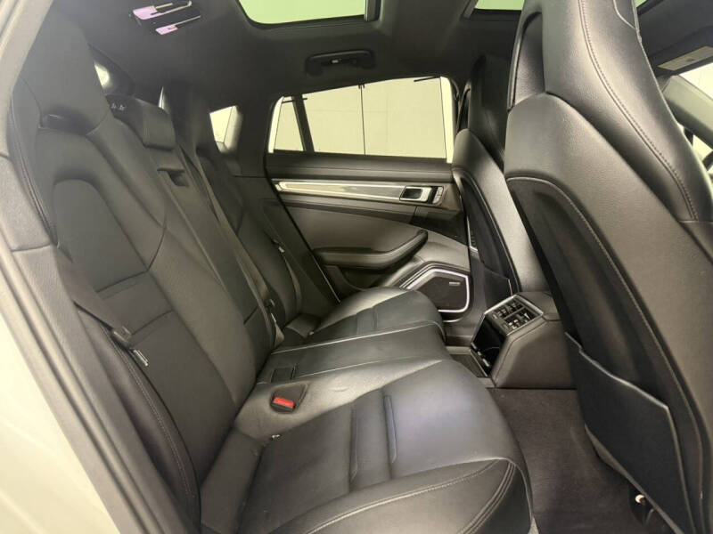 2023 Porsche Panamera