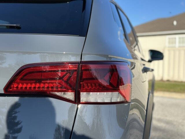 2022 Volkswagen Taos SEL 4Motion