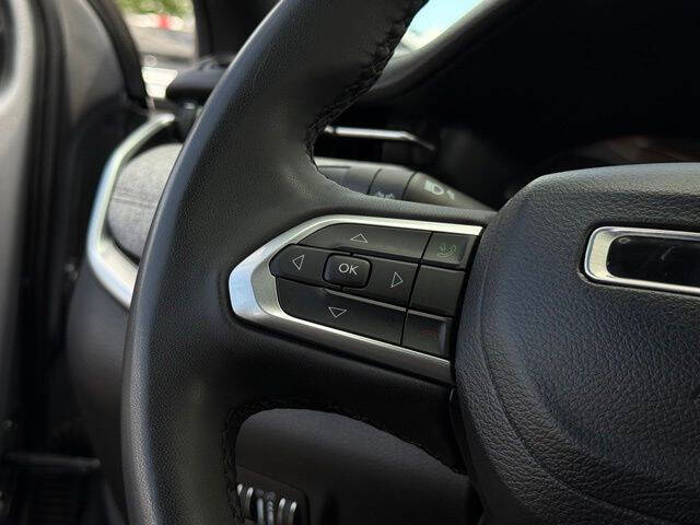 2023 Jeep Compass Latitude Lux